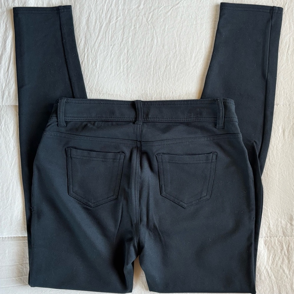 FADED GLORY |  WONENS | Black | Jeggings | back Pockets in back - Picture 8 of 12